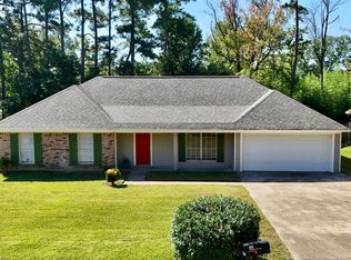337 Woodcliff Dr, Jackson, MS 39212