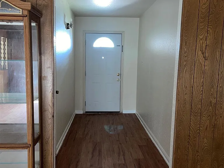 2215 Winter Bay Ln — Photo 8