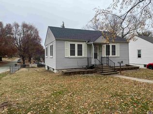 3320 SW 10th Ave, Topeka, KS 66604