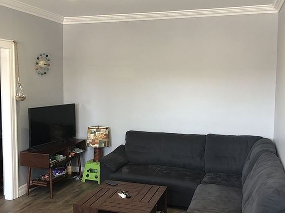 5th image of 4340 41st St APT 3F