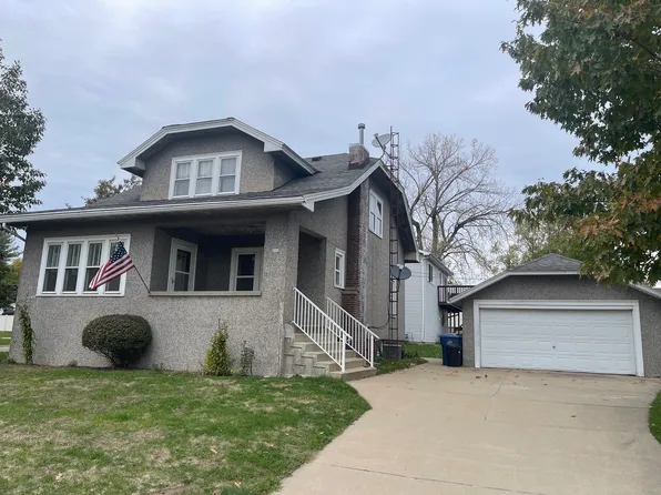 601 Maple Rd, La Salle, IL 61301