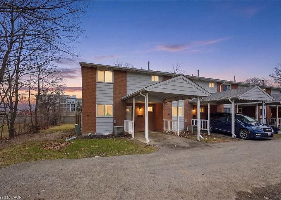 1st image of 125 Limeridge Rd W #8