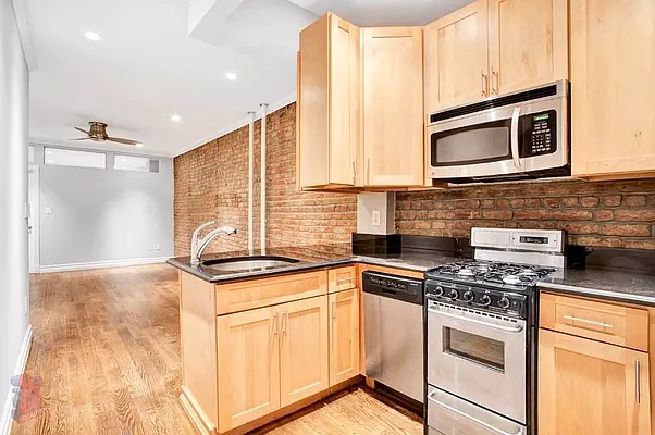 Rented by DALLAL | media 20