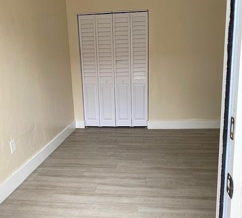 5th image of 1310 Euclid Ave #8