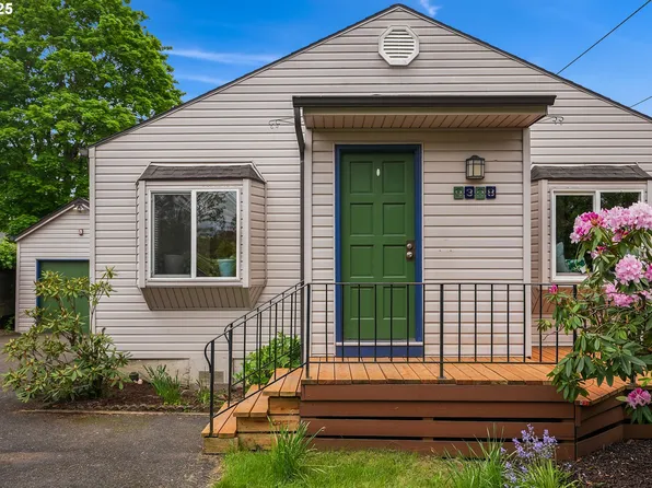 9308 E Burnside St, Portland, OR 97216
