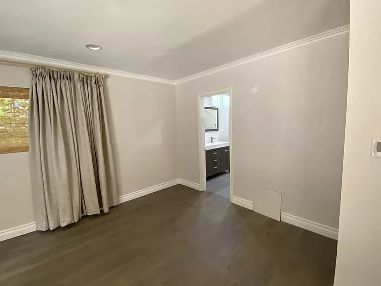 16636 Calneva Dr — Photo 14