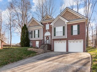 1986 Stone Valley Ct, Clarksville, TN 37043