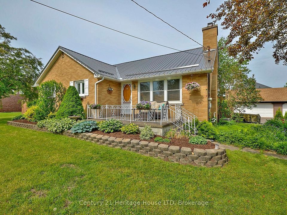 1st image of 467 Gorham Rd