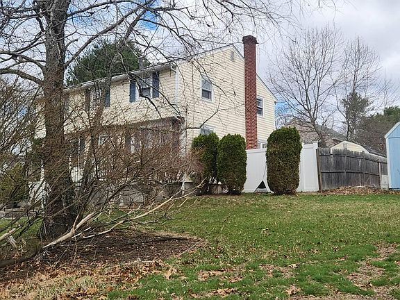 2nd image of 7 Dickson Ave