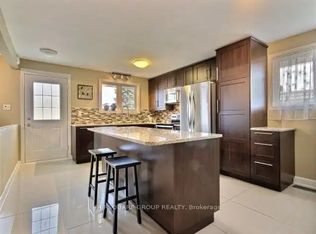 257 Perrier Ave #1A, Ottawa, ON K1L5C5