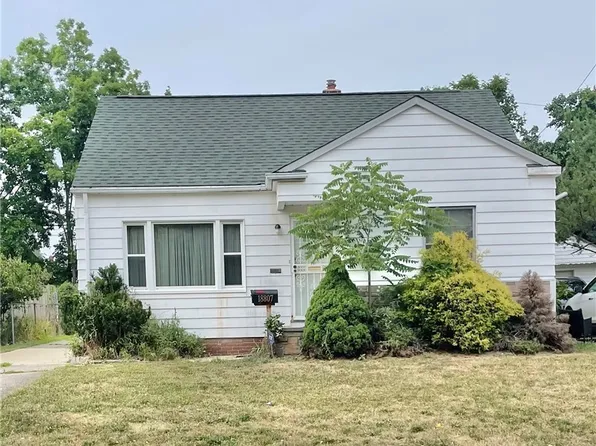 18807 Longview Ave, Maple Heights, OH 44137