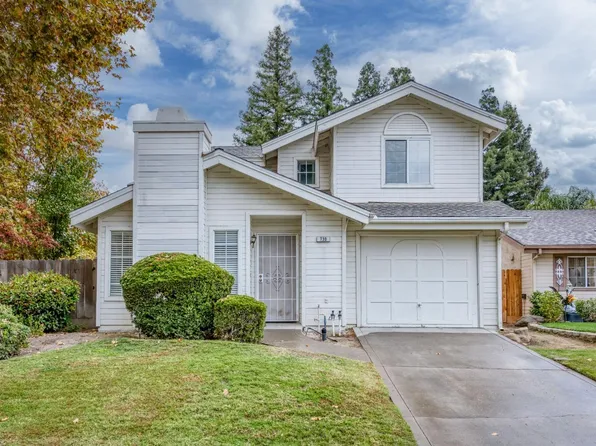 730 E Robin Ln, Fresno, CA 93730