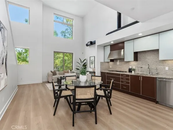 27 Delancy, Irvine, CA 92612