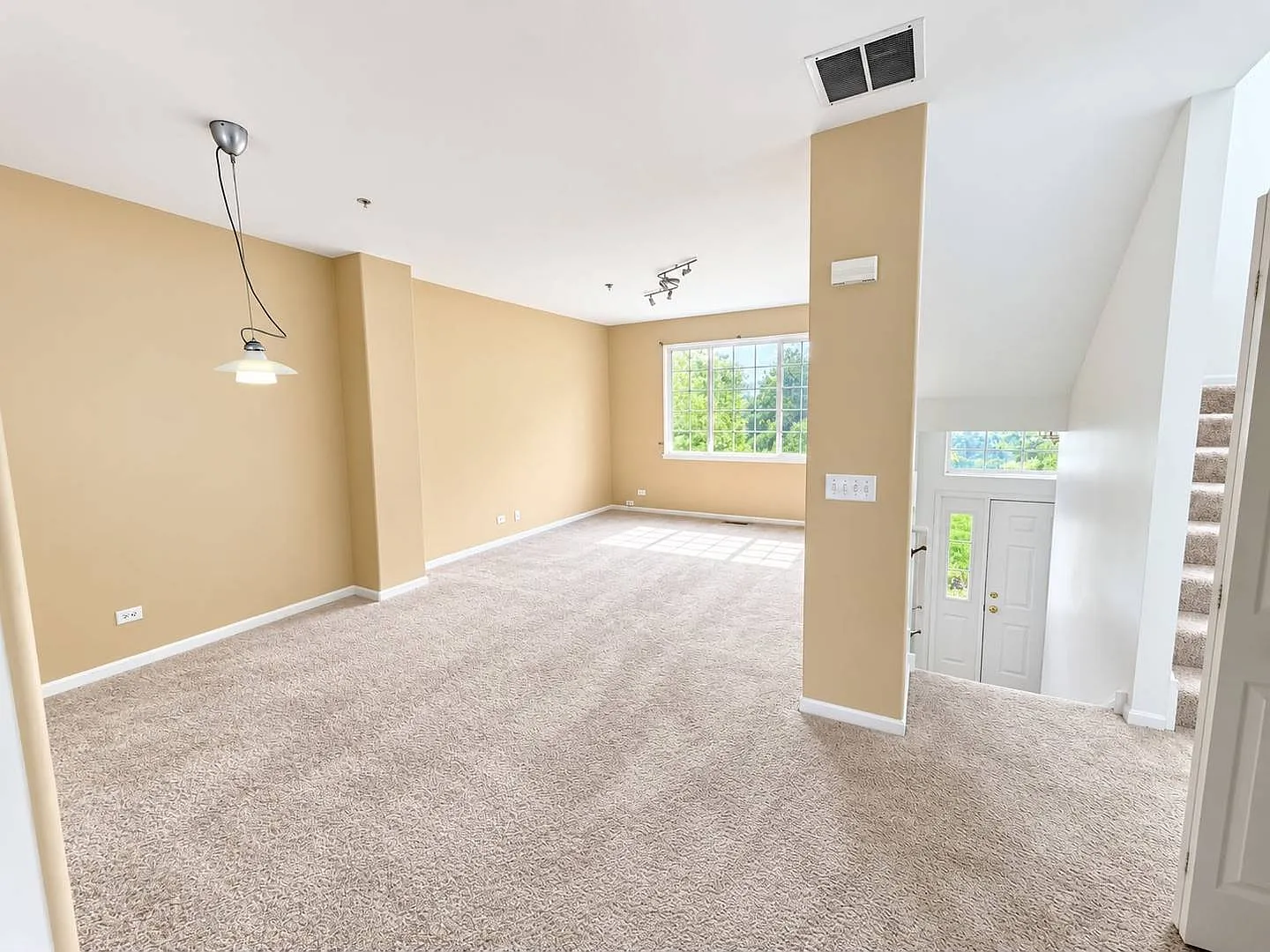 3 bed, 2.5 bath, 1750 sqft, $2,900 — Photo 4
