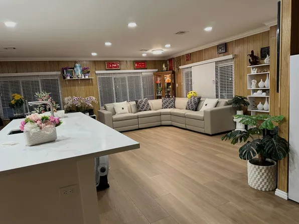 9800 Bolsa Ave Space 60, Westminster, CA 92683