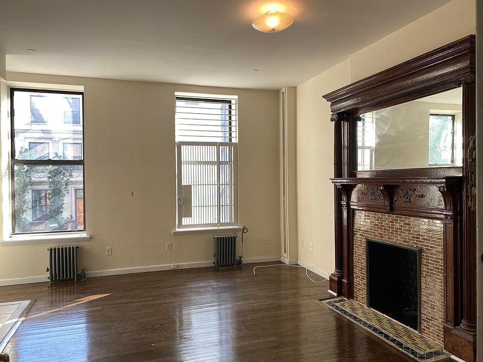 1st image of 571 W 161st St APT 2F