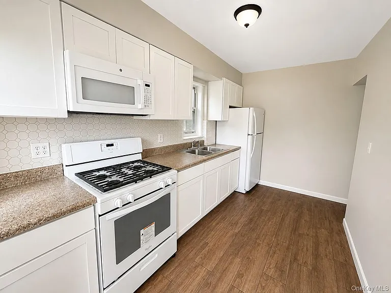 167 Liberty St #G — Photo 3