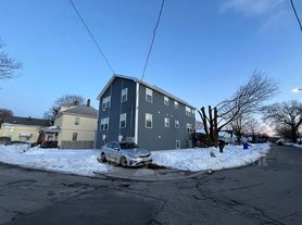 20 Westcott Ave, Providence, RI