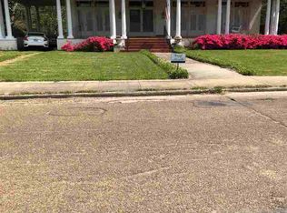 201 Magnolia St, Edwards, MS 39066