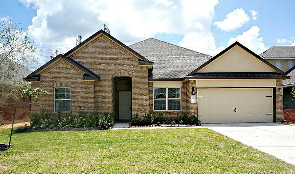 1st image of 2612 Pisoni Ln
