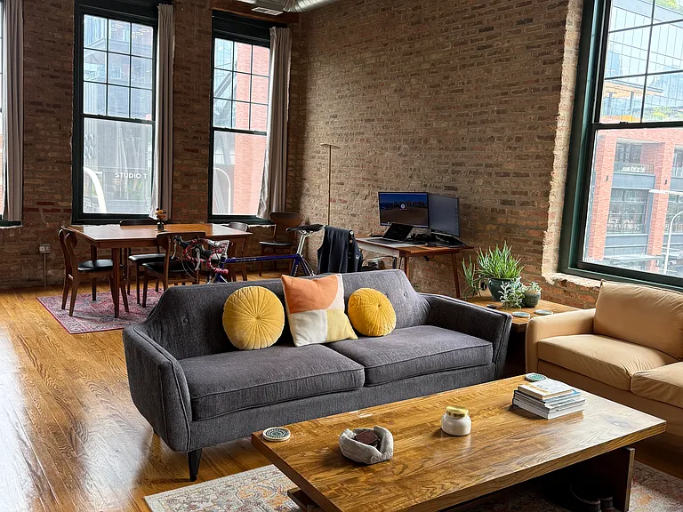 833-845 W Fulton Market #314 — Photo 4