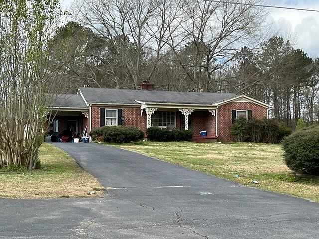 2nd image of 776 County Road 172