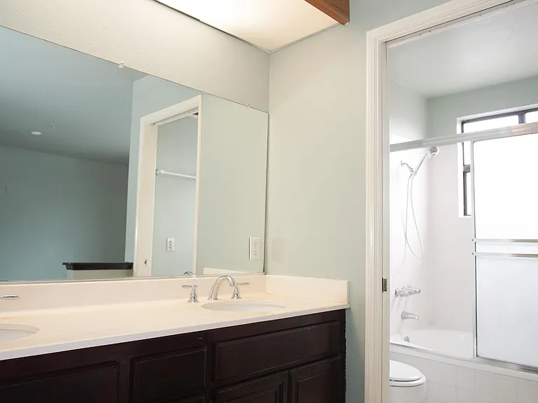 1214 S Mayflower Ave #D — Photo 15