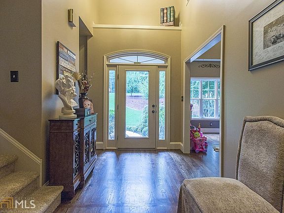 5th image of 55 Paradise Ct
