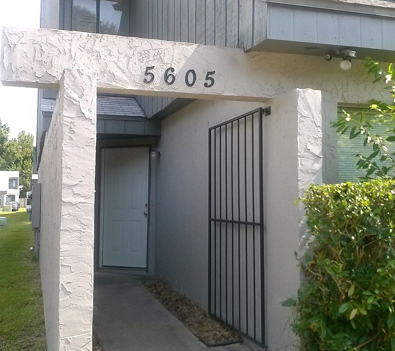 1st image of 5605 Pinehill Ln