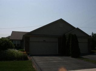 586 S Curran Rd, Round Lake, IL 60073