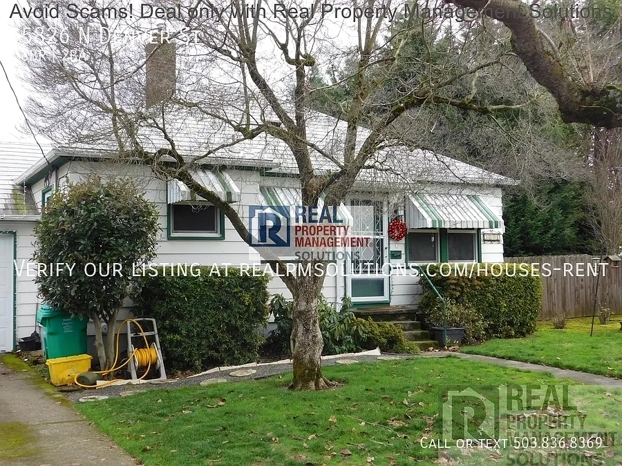 Charming 3 Bedroom 2 Bath 1660 sq ft Home in Overlook — Photo 2