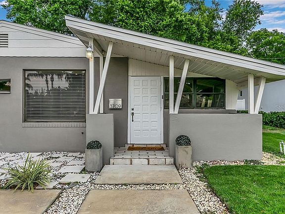 4th image of 3709 Virginia Dr