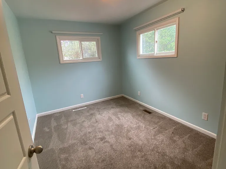 6825 S Jefferson St — Photo 23