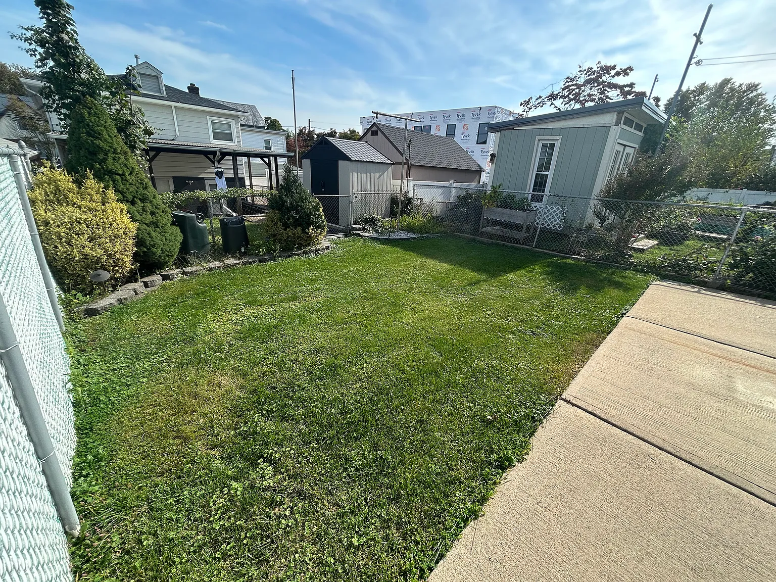 2 bed, 1000 sqft, $2,895 — Photo 3