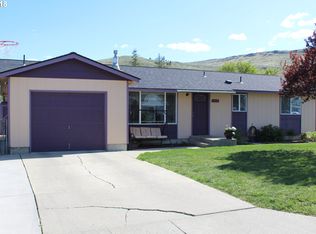 2325 Mitchell Ave, Baker City, OR 97814