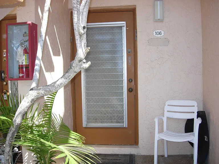 17 Willowbrook Ln #106 — Photo 17