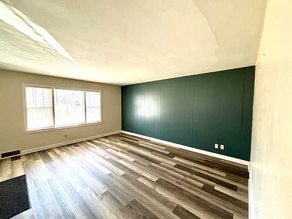 4th image of 919 Nightingale St #919