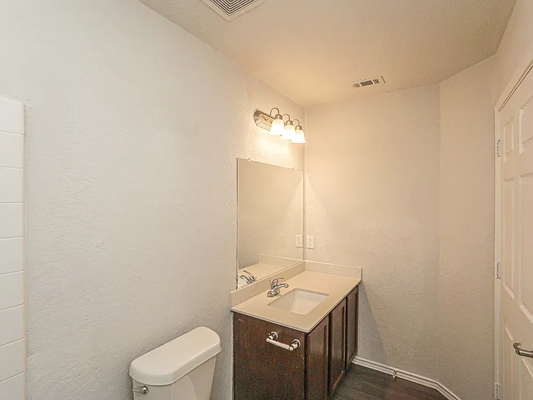 7523 Whispine — Photo 25