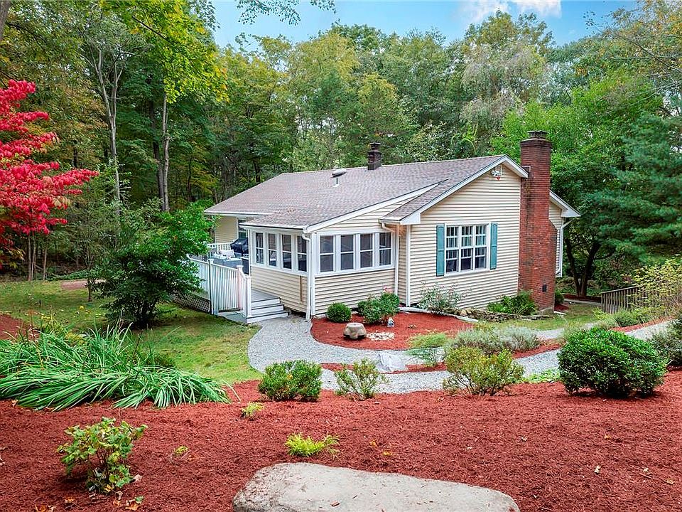 1st image of 4 Salem Lane