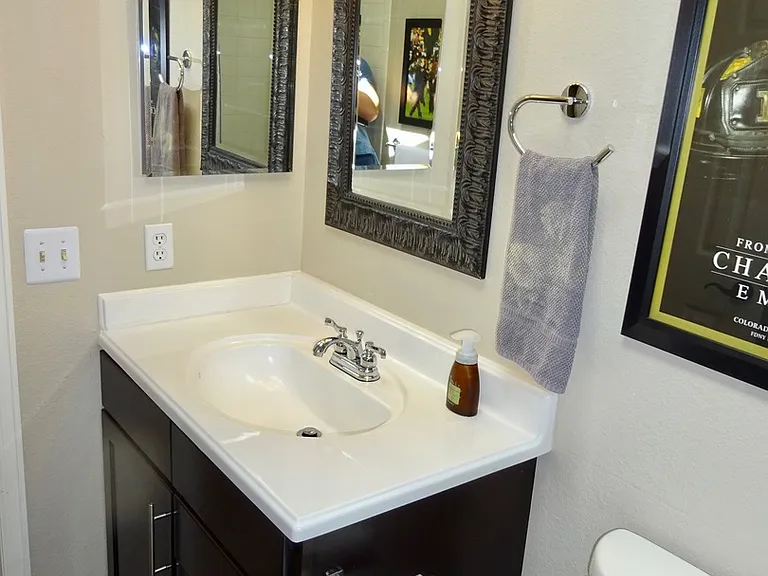 6473 S Tabor Ct — Photo 18