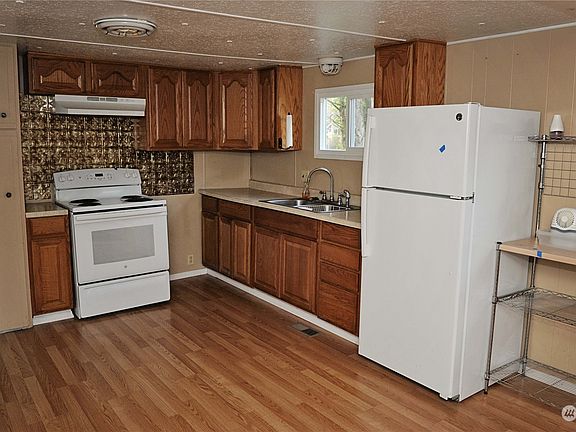 3rd image of 2551 Williwaw Lane