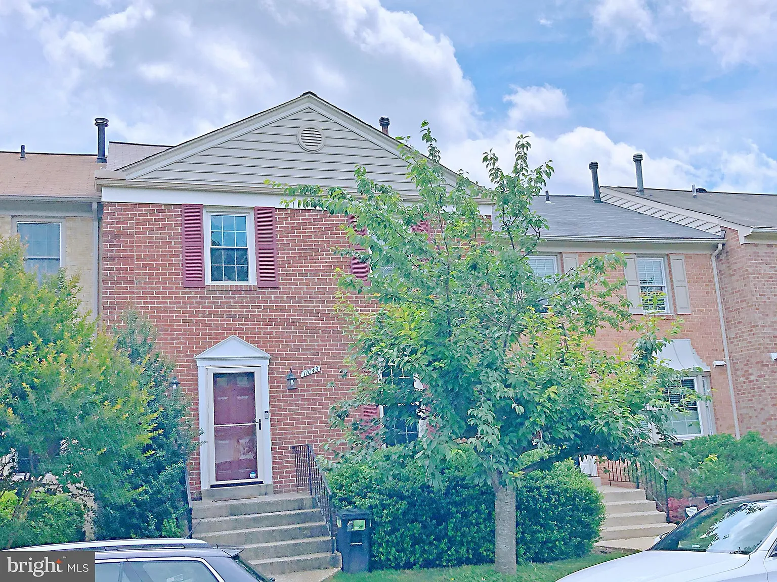 4 bed, 3.5 bath, 2184 sqft, $4,000 — Photo 1