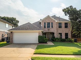 736 Thousand Oaks Dr, Lake Dallas, TX 75065