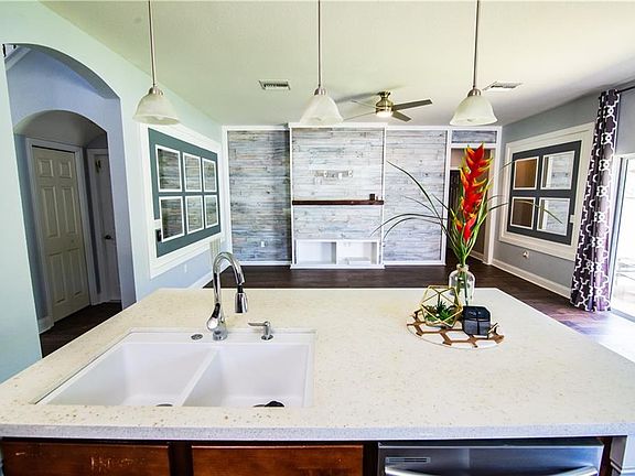 4th image of 3621 Bristol Cove Ln