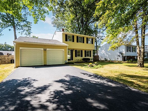 3rd image of 2158 Birch Trace Dr