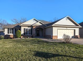 14 Parkridge Dr, Bella Vista, AR 72715