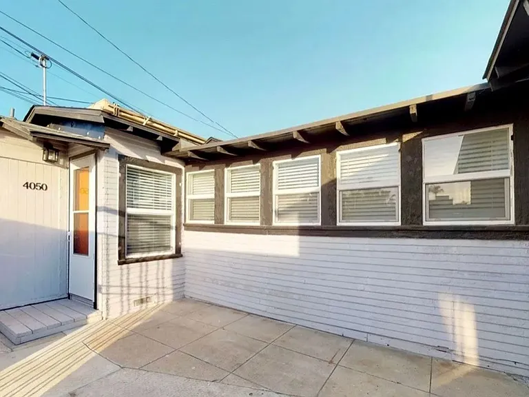 Cottage Style Studio in North Park — Photo 8
