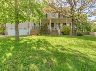 10102 Rolling Wind Dr, Soddy Daisy, TN 37379
