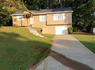 1542 Daniel Ln, Lawrenceville, GA