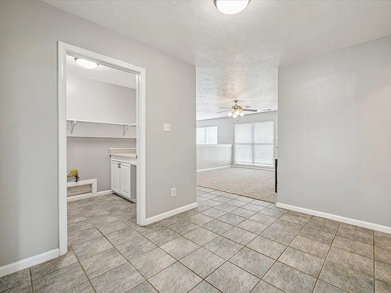 3613 Lazy Spring Dr — Photo 13